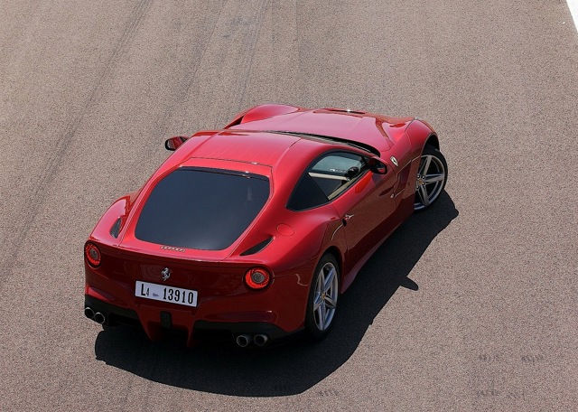 Ferrari F12 Berlinetta photo 77