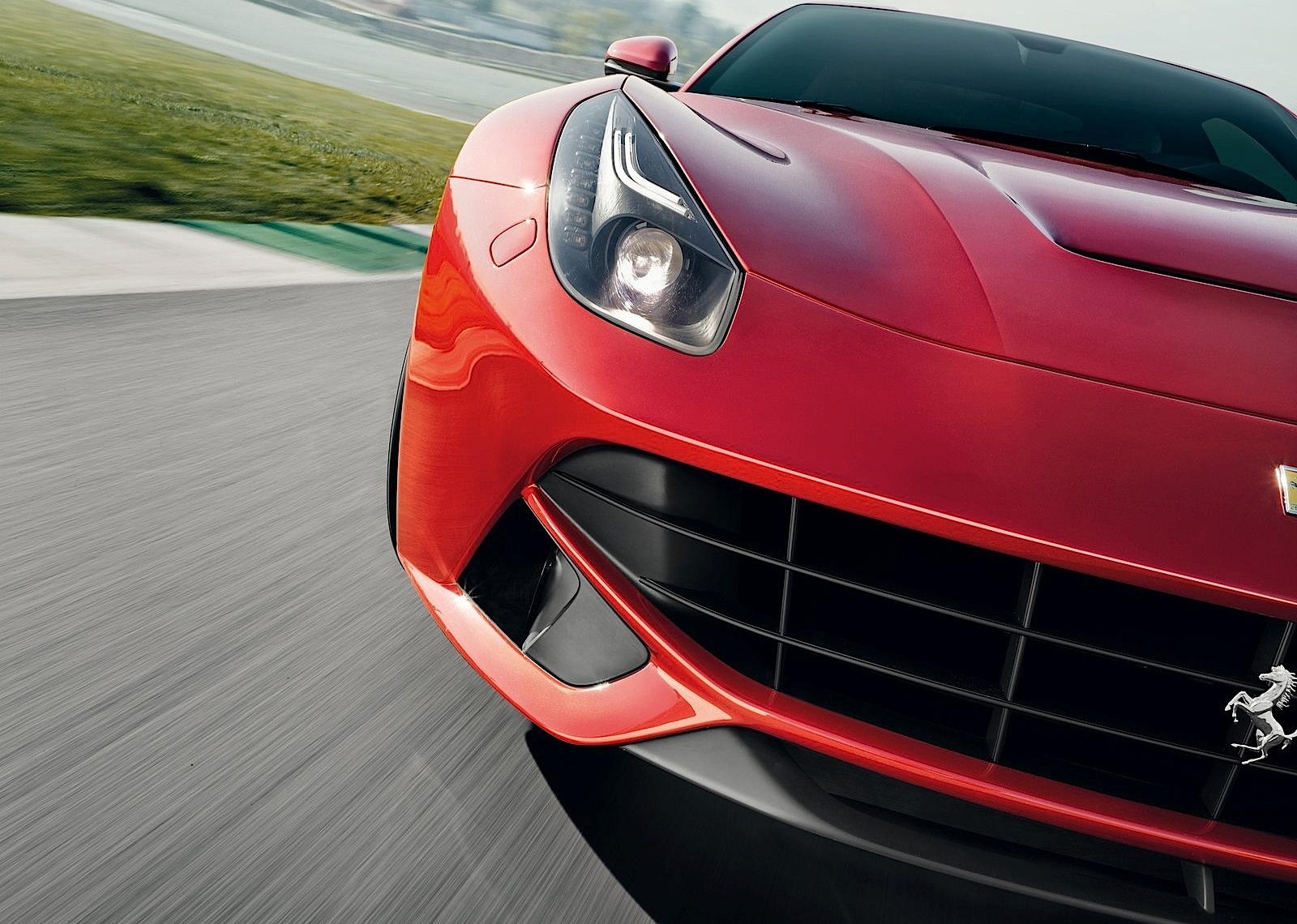 Ferrari F12 Berlinetta photo 84