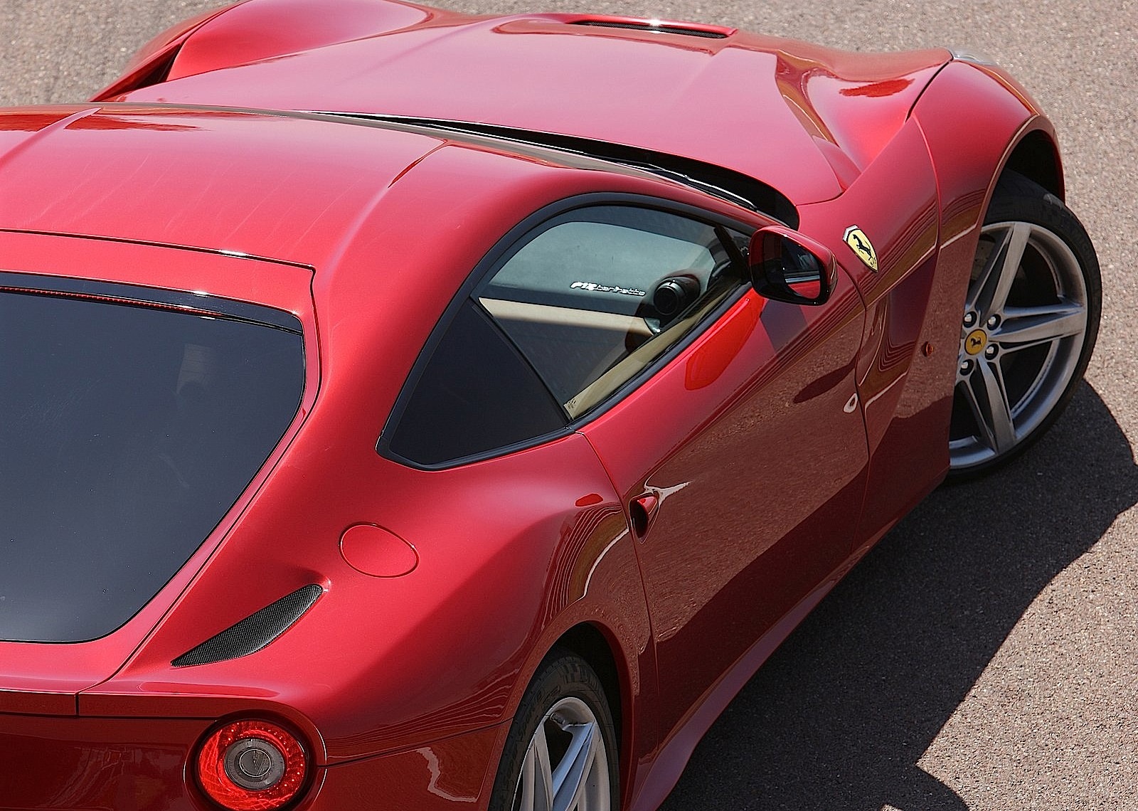 Ferrari F12 Berlinetta photo 88