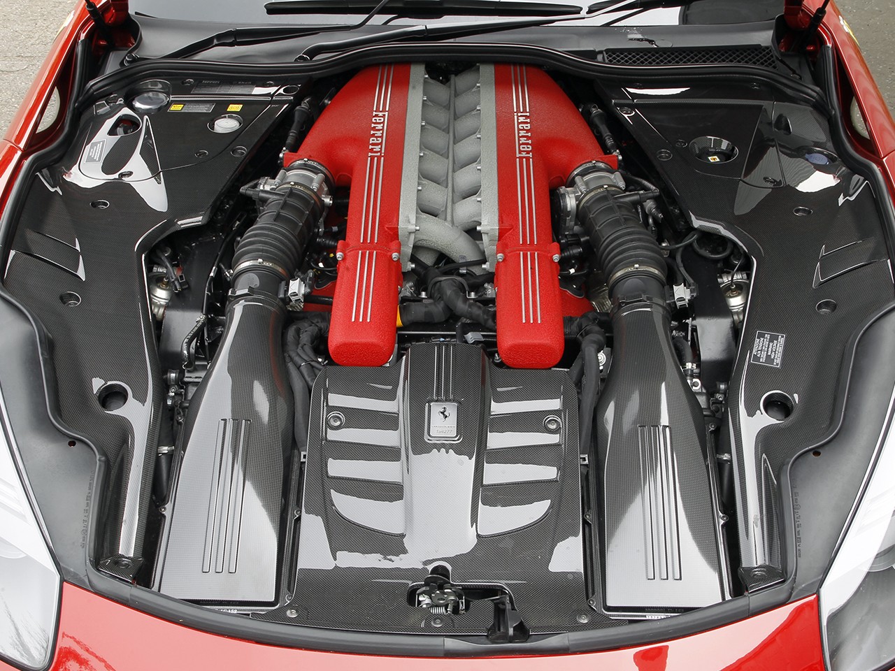 Ferrari F12 Berlinetta photo 144