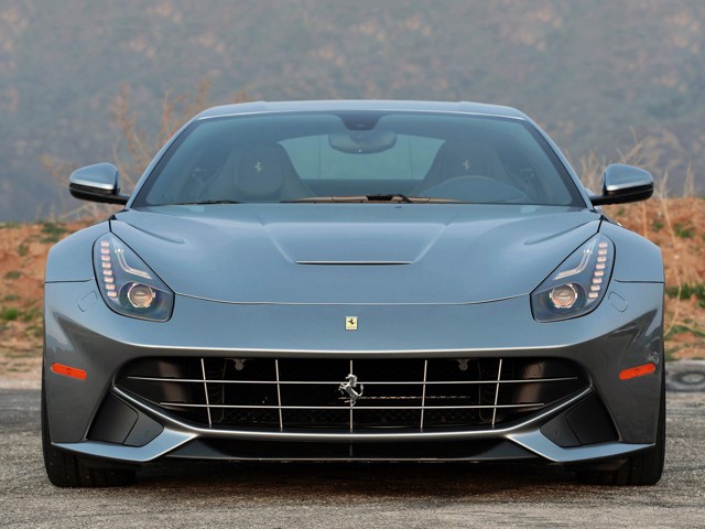 Ferrari F12 Berlinetta photo 100