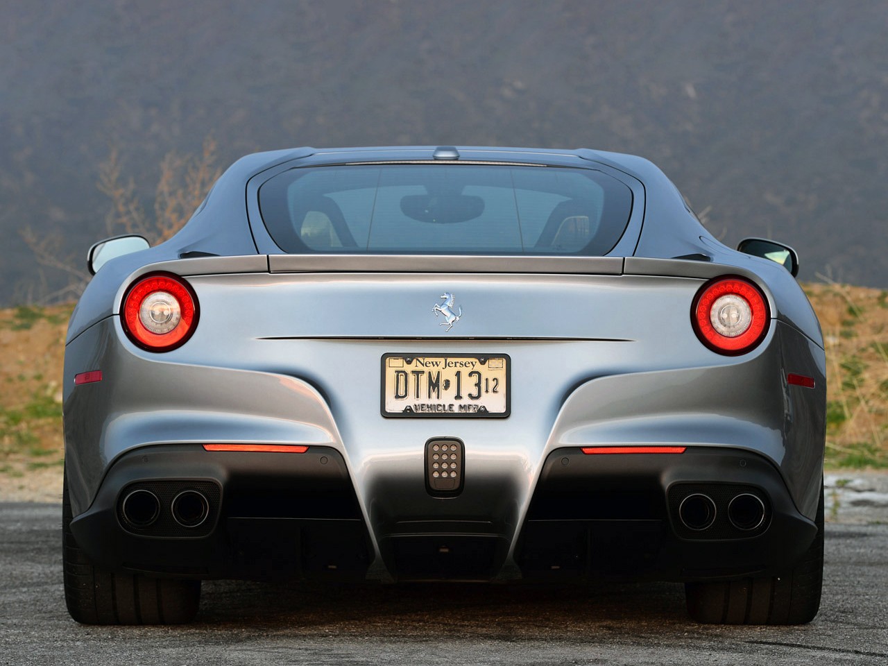 Ferrari F12 Berlinetta photo 101