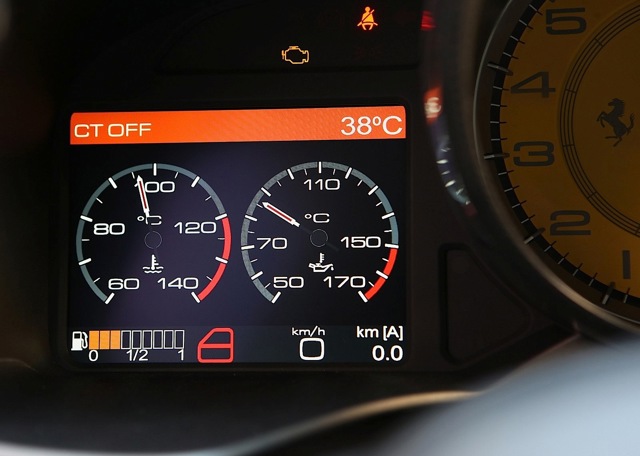 Ferrari F12 Berlinetta photo 131