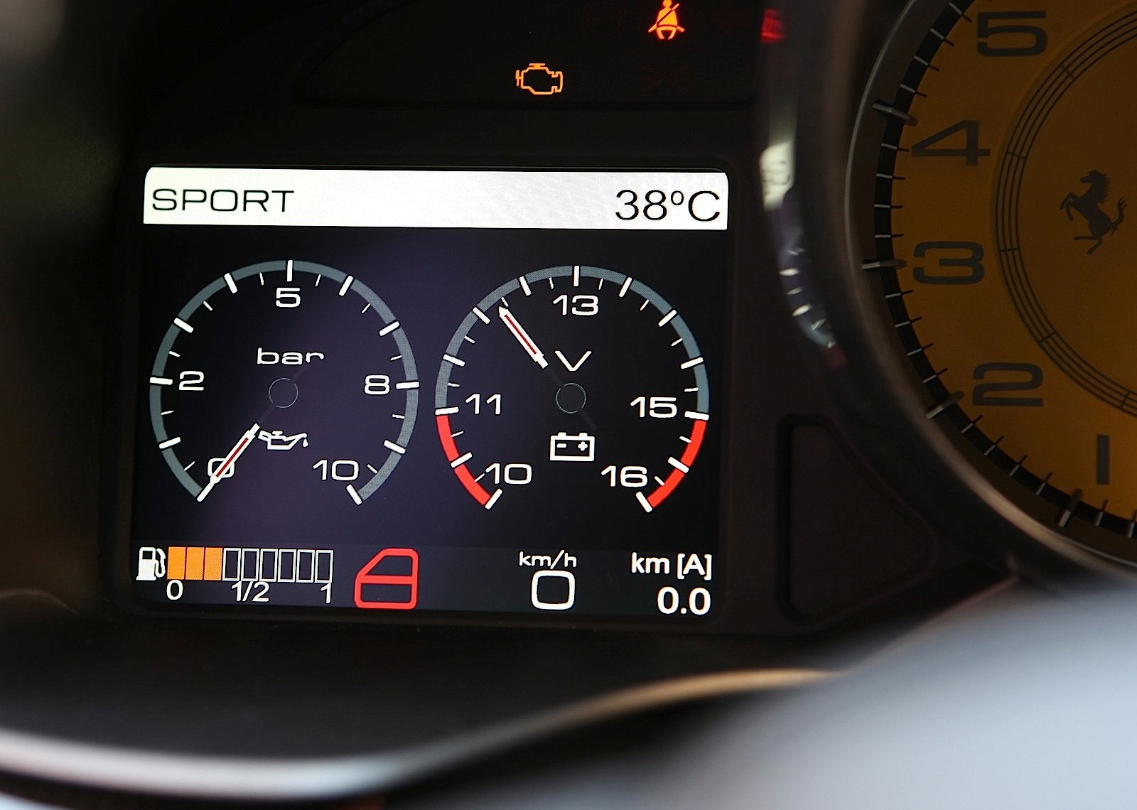 Ferrari F12 Berlinetta photo 132