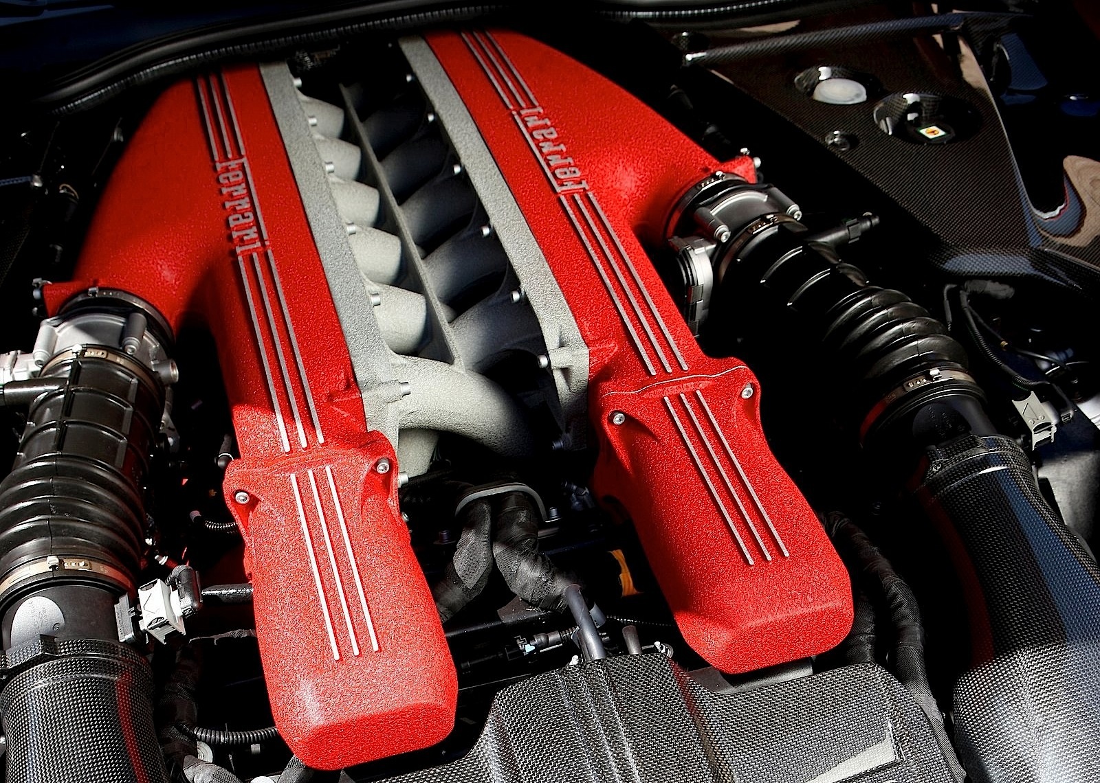 Ferrari F12 Berlinetta photo 141