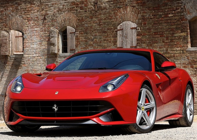 Ferrari F12 Berlinetta photo 9