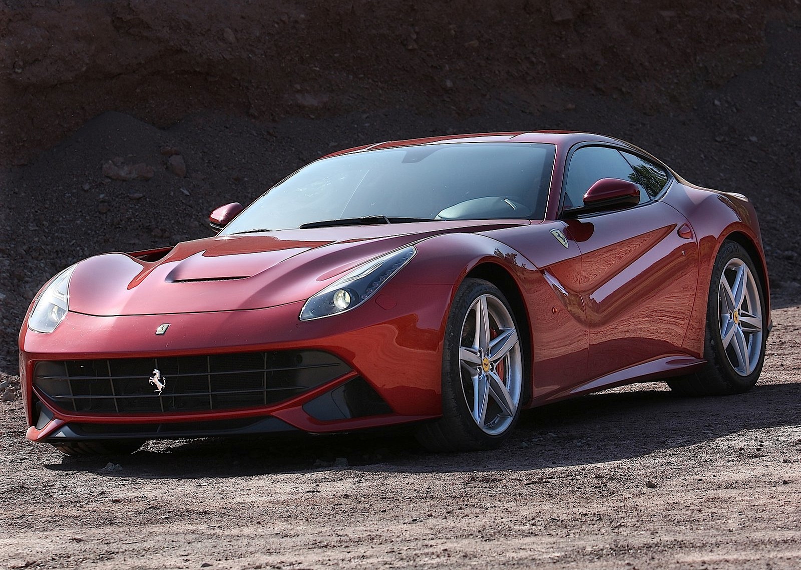 Ferrari F12 Berlinetta photo 12