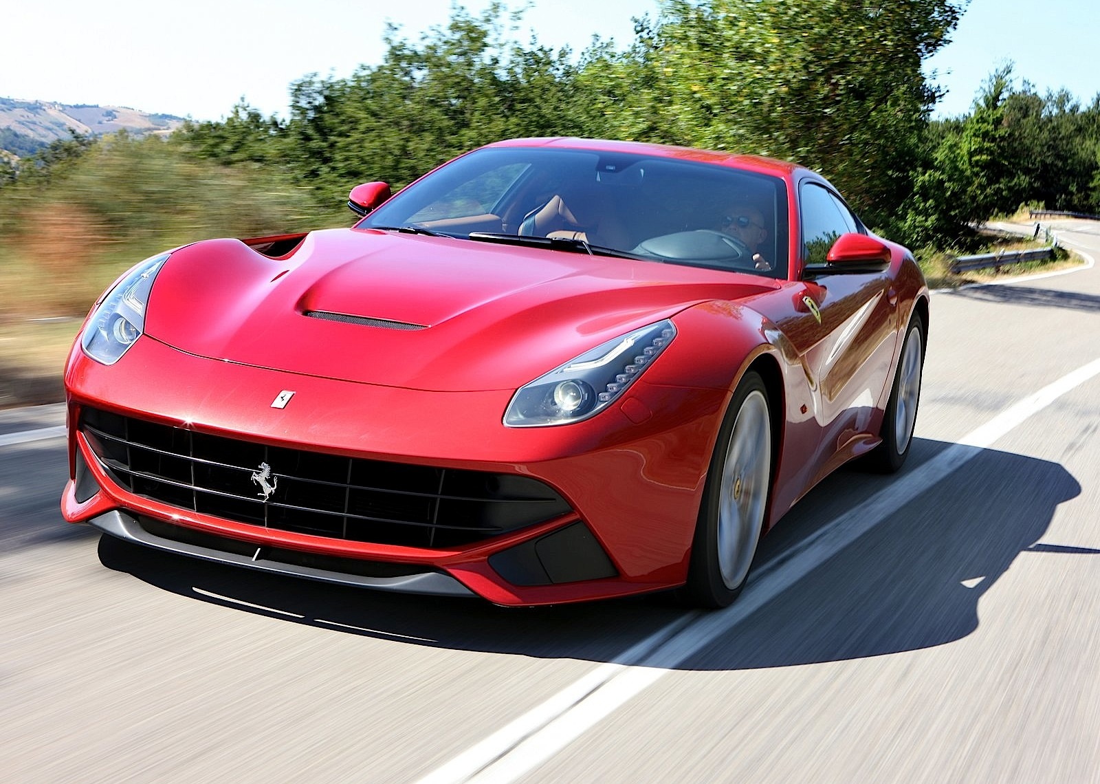 Ferrari F12 Berlinetta photo 14