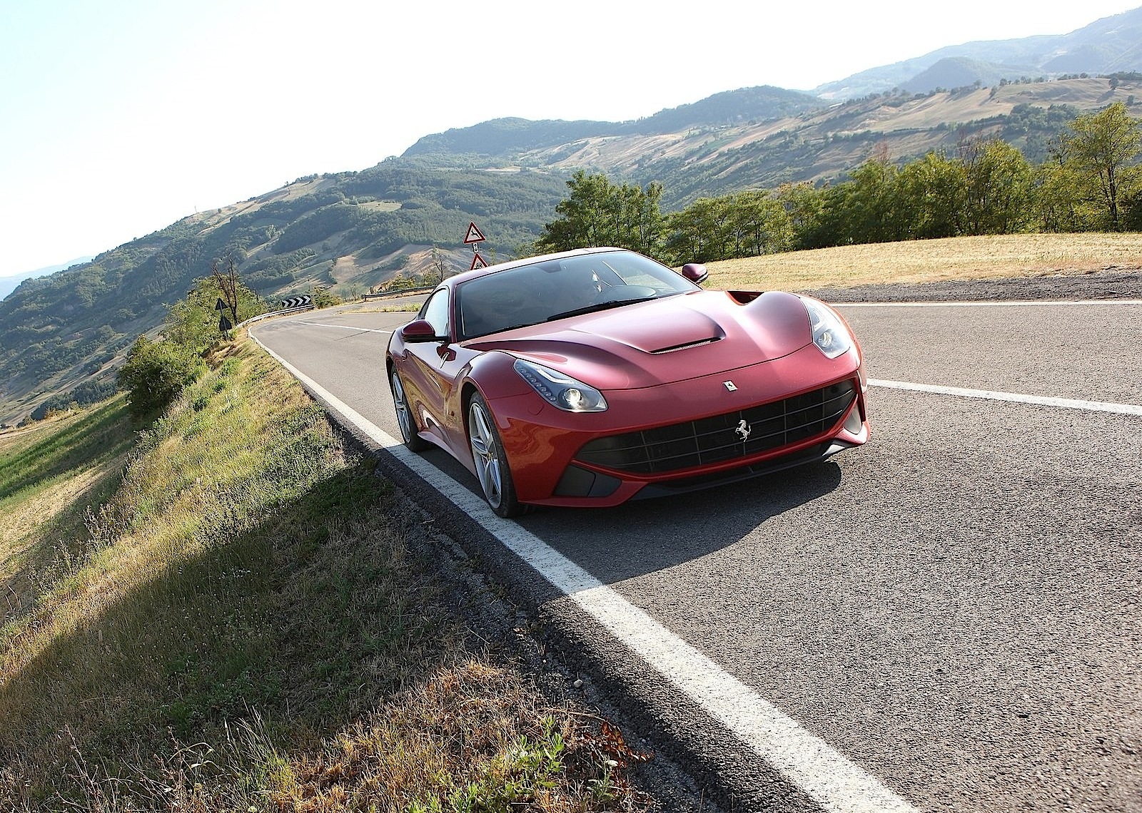 Ferrari F12 Berlinetta photo 46