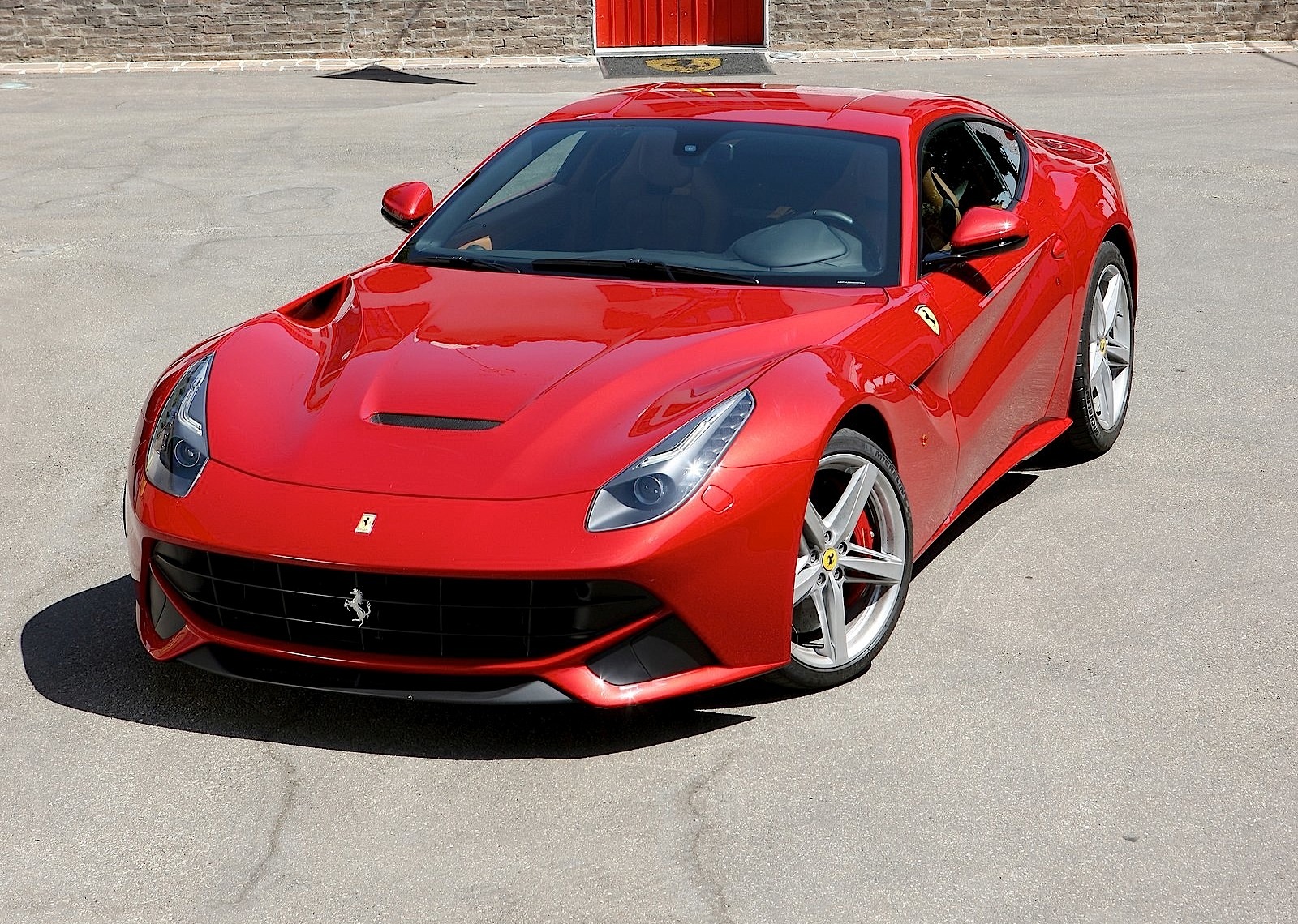 Ferrari F12 Berlinetta photo 54