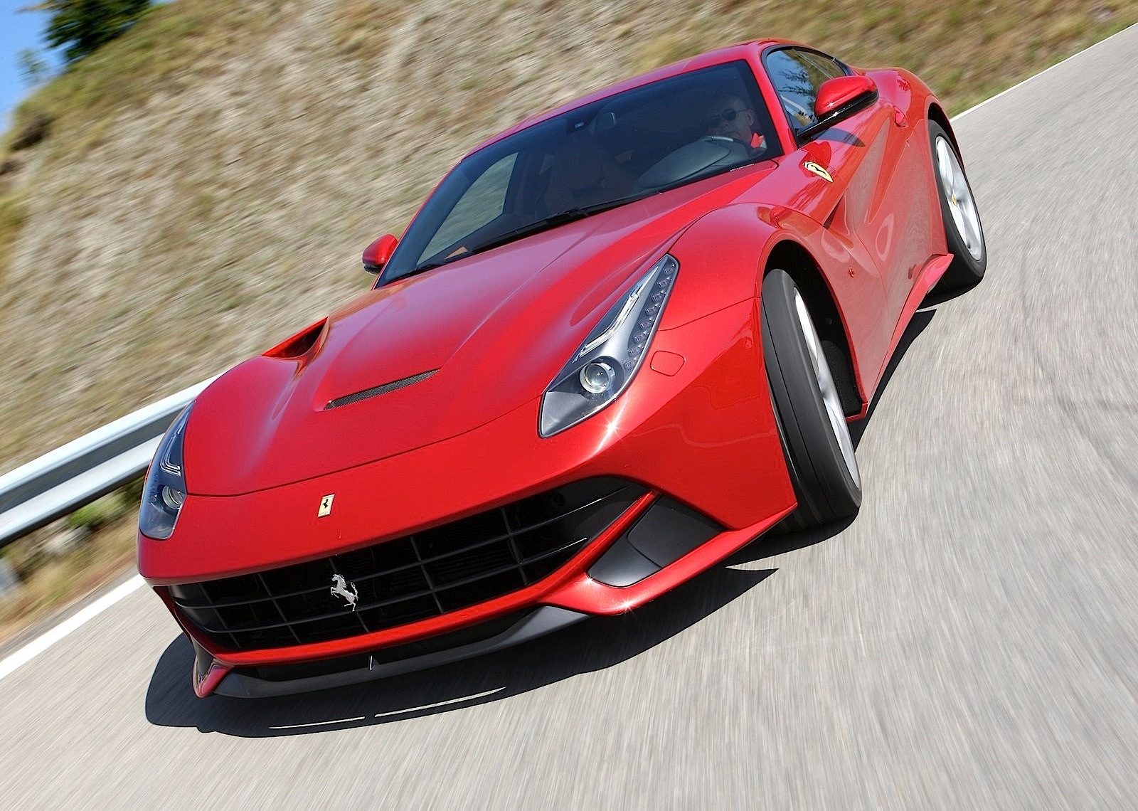 Ferrari F12 Berlinetta photo 59
