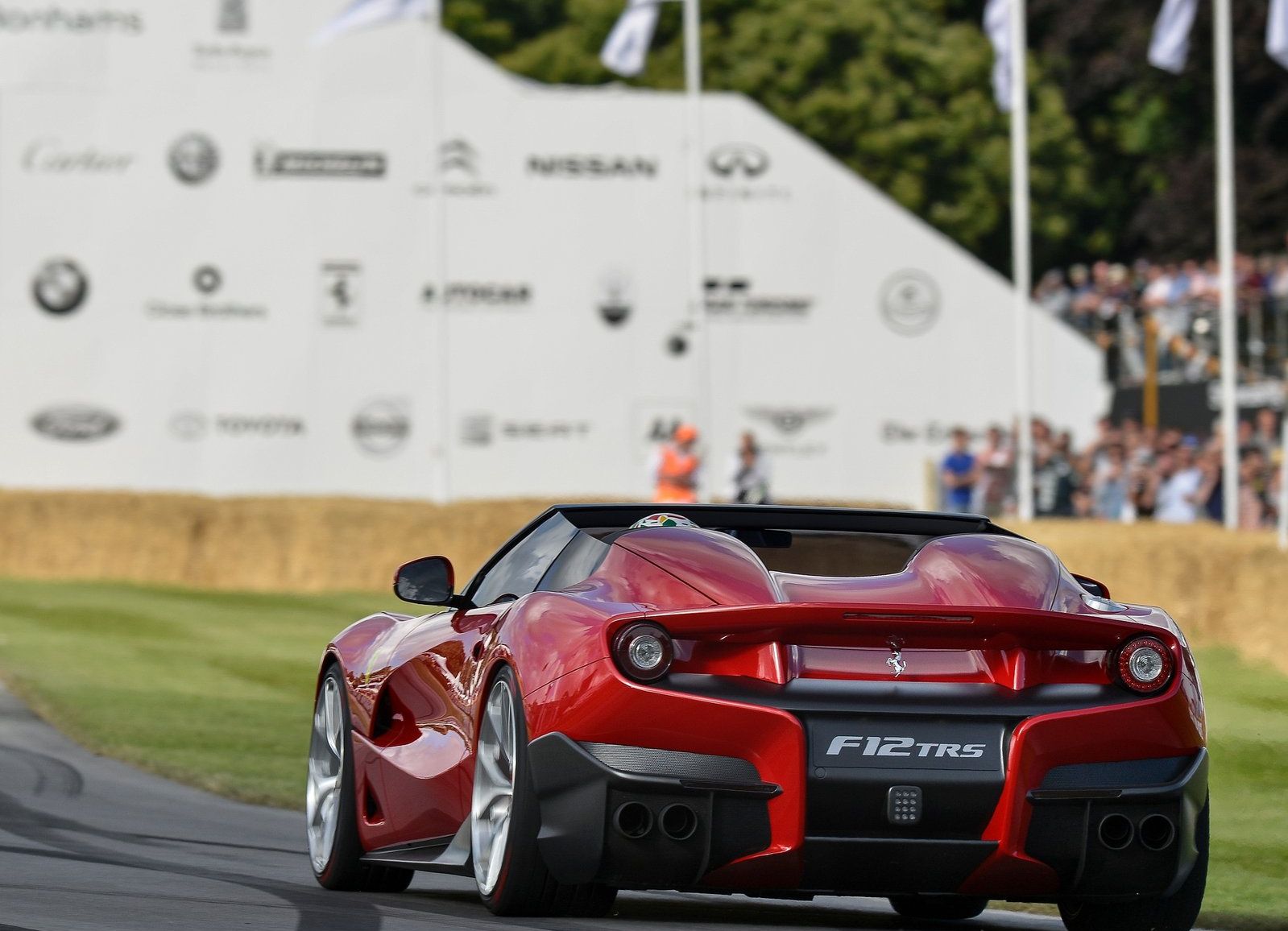 Ferrari F12 Trs photo 2