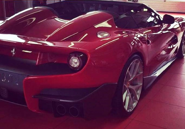 Ferrari F12 Trs foto 7