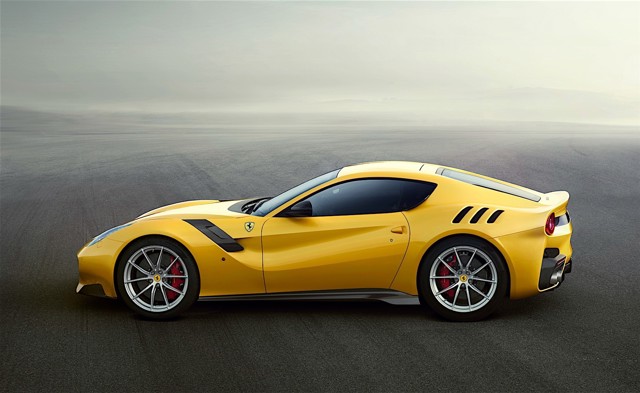 Ferrari F12tdf foto 8