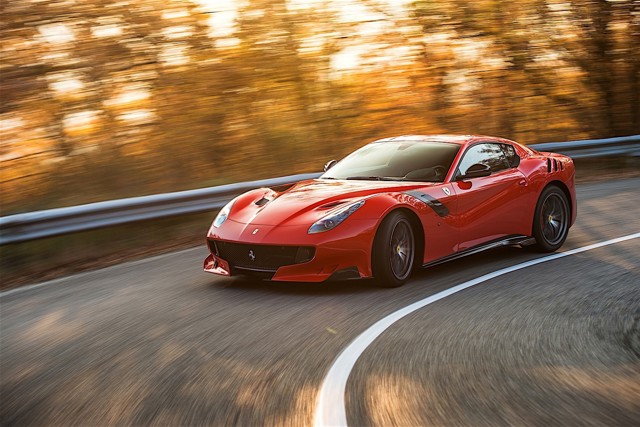 Ferrari F12tdf foto 10