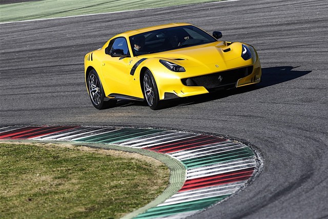 Ferrari F12tdf foto 16
