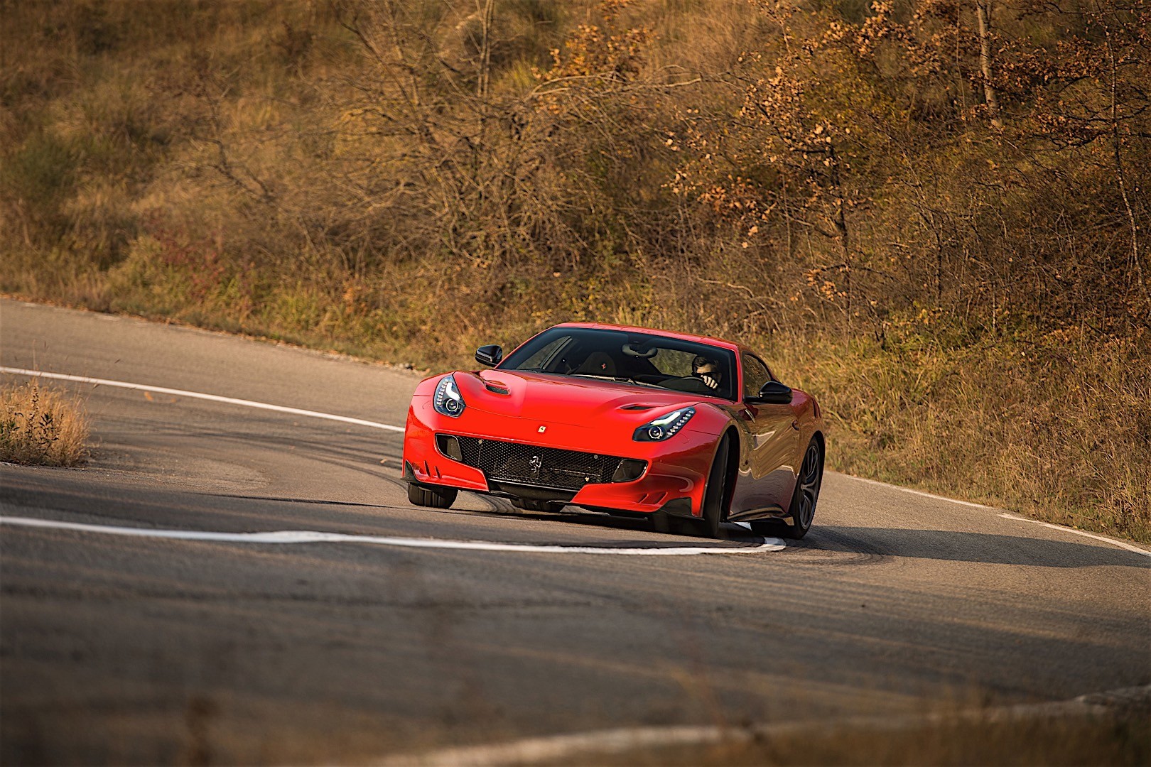 Ferrari F12tdf photo 6