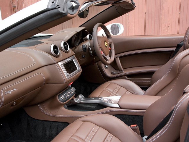 Ferrari F149 California photo 76