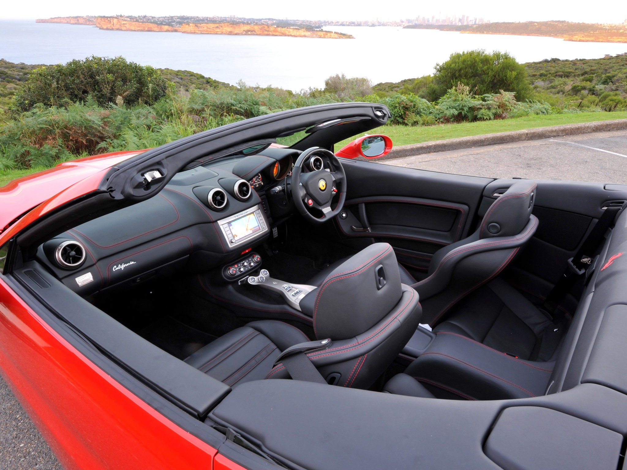 Ferrari F149 California photo 81