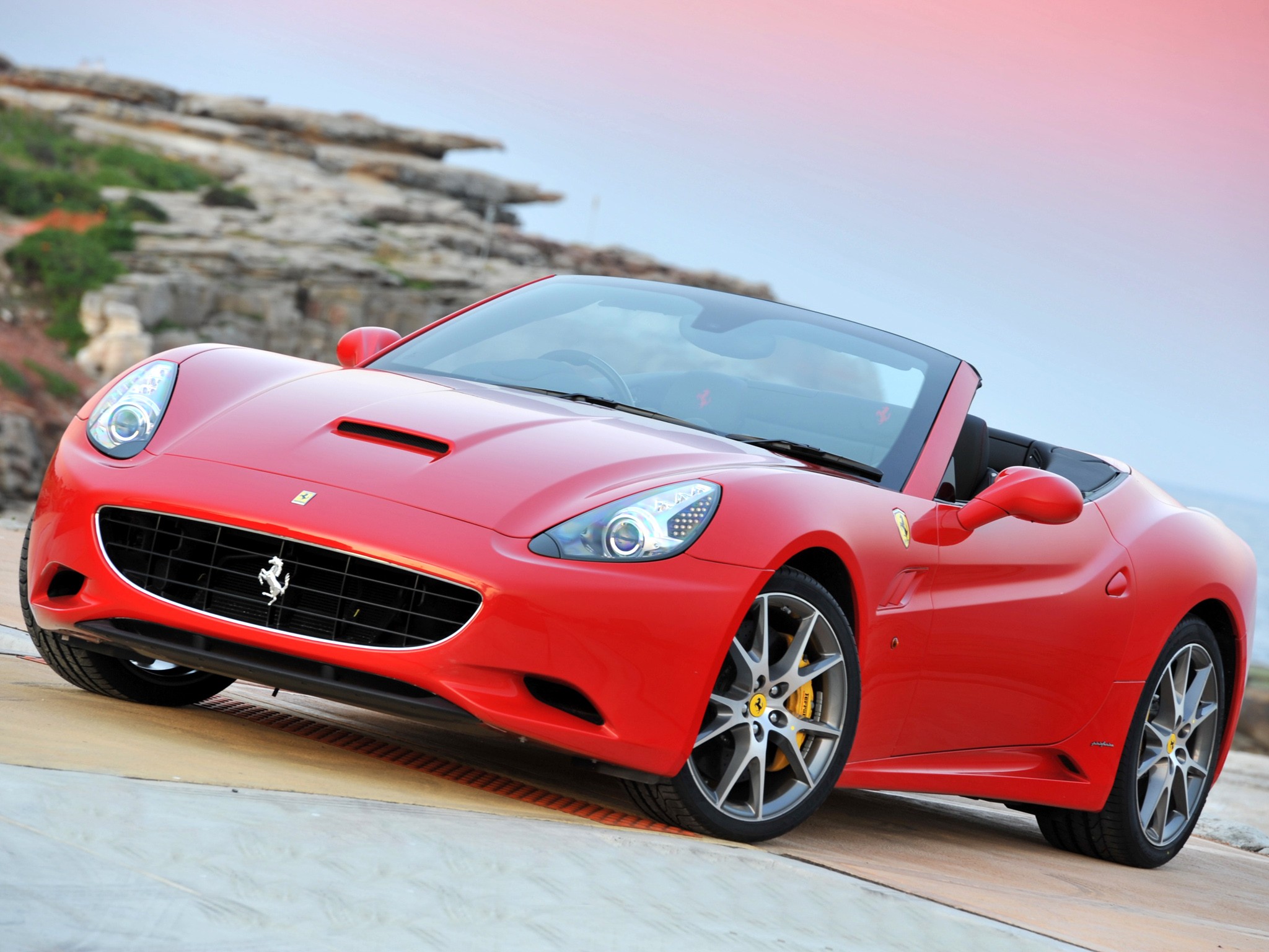 Ferrari F149 California photo 30