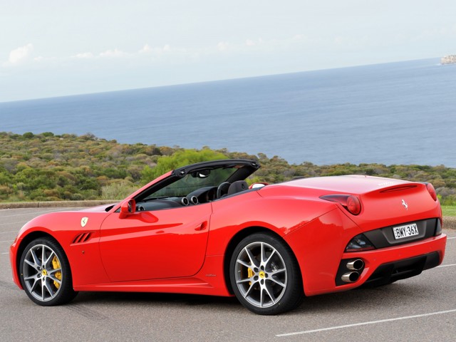 Ferrari F149 California photo 33