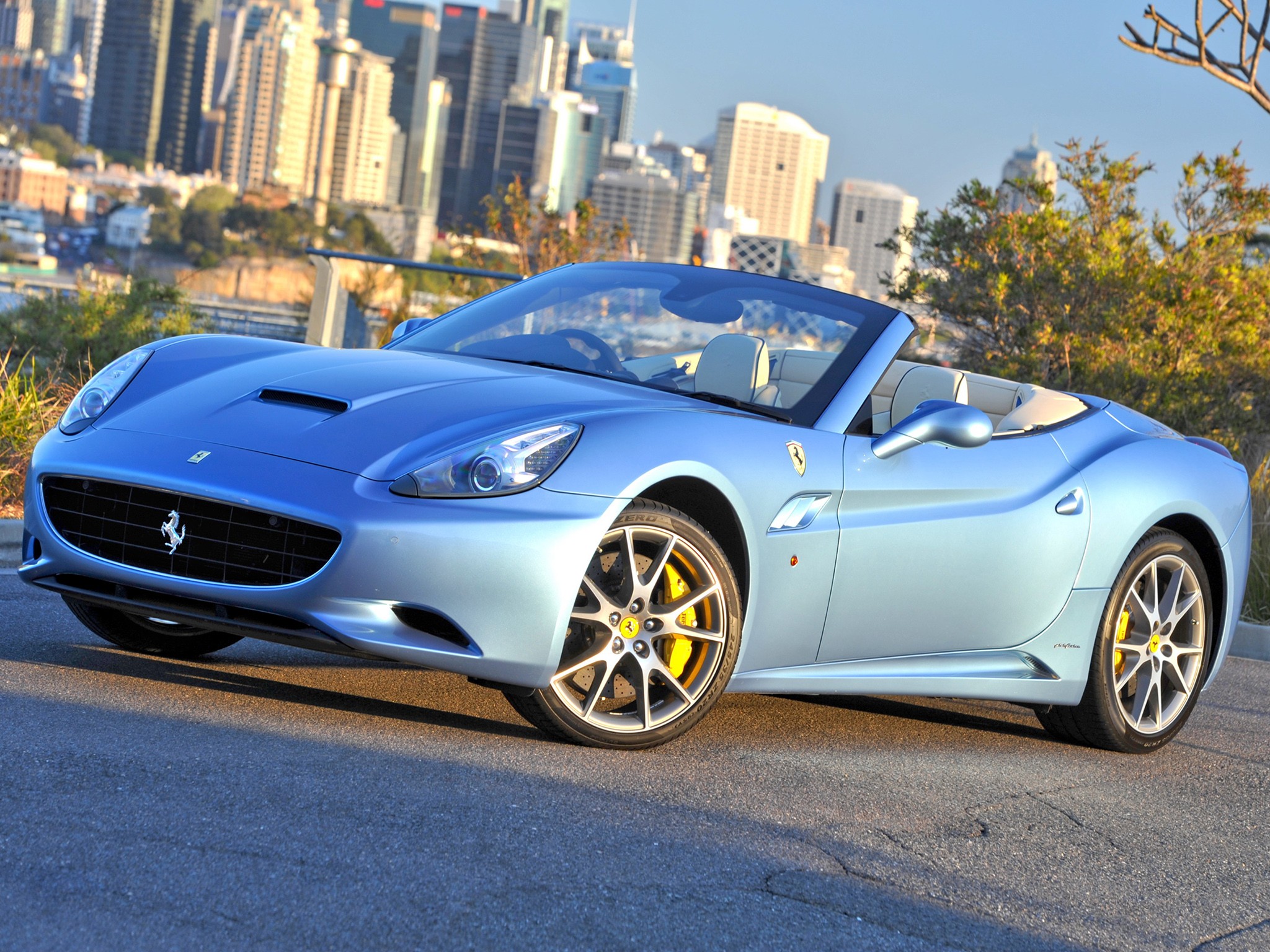 Ferrari F149 California photo 61
