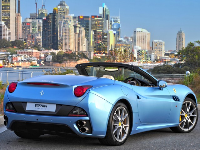 Ferrari F149 California photo 62
