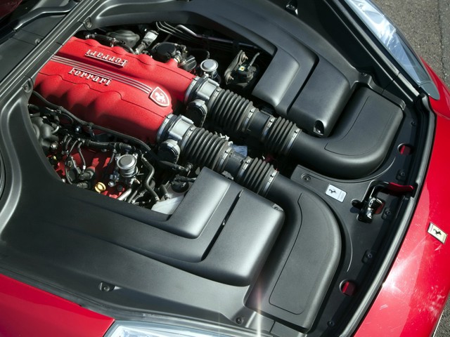 Ferrari F149 California photo 47