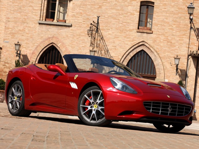Ferrari F149 California photo 14
