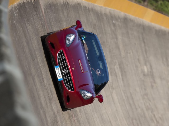 Ferrari F149 California photo 16