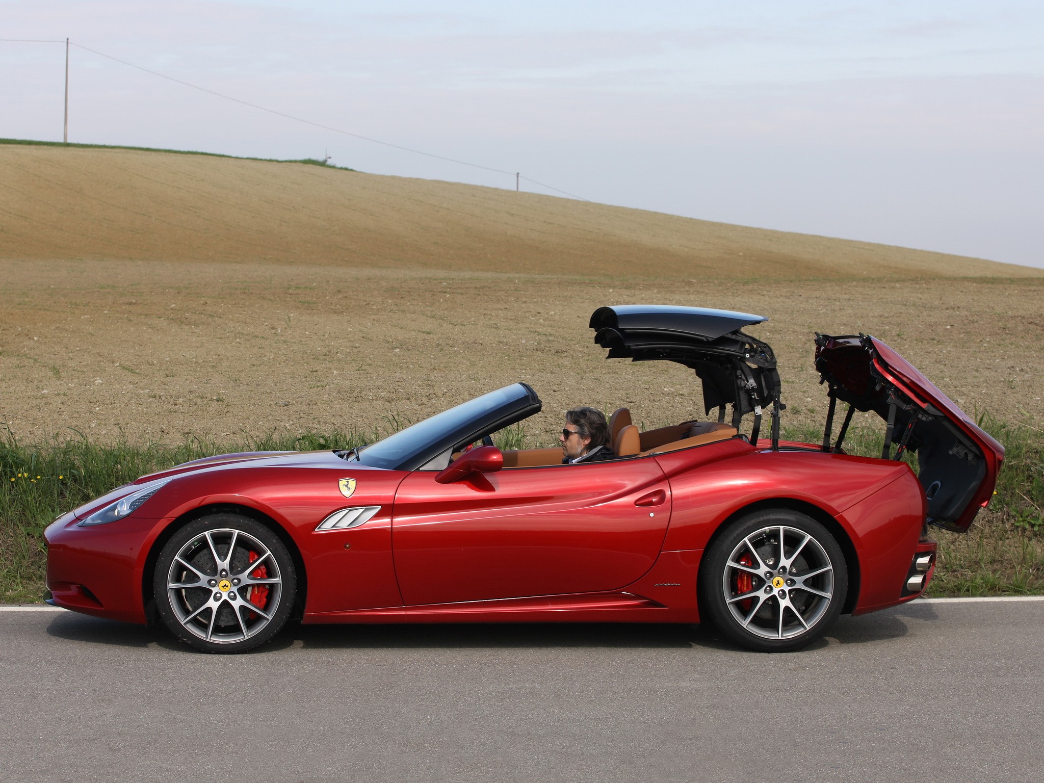 Ferrari F149 California photo 18