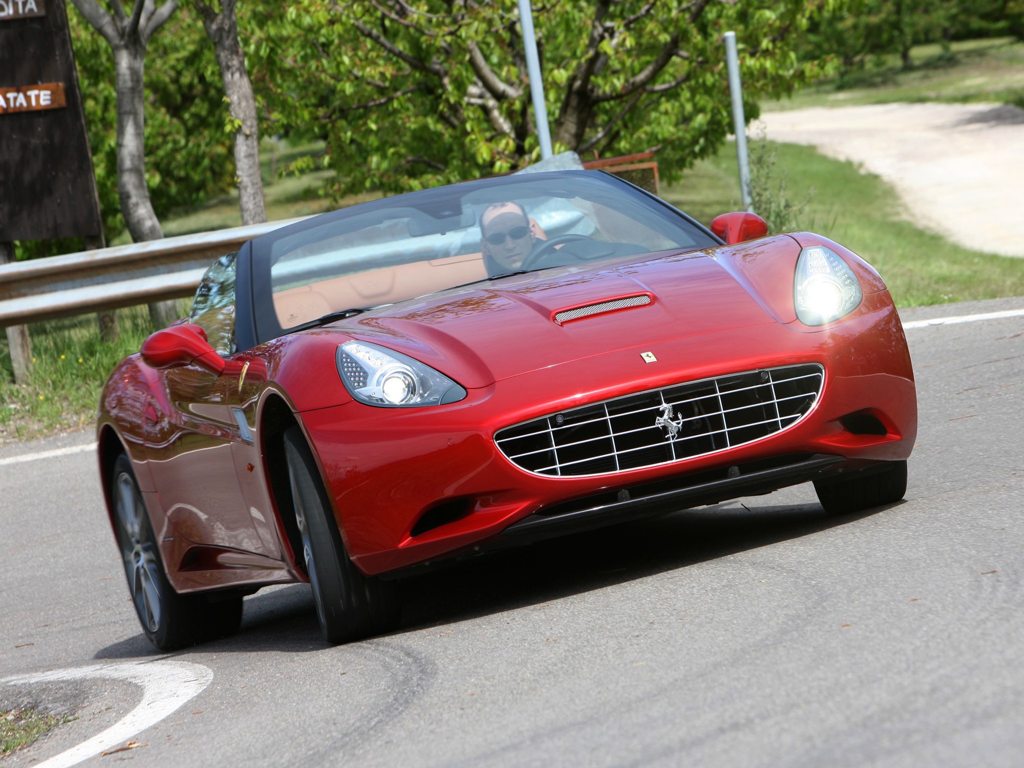 Ferrari F149 California photo 22