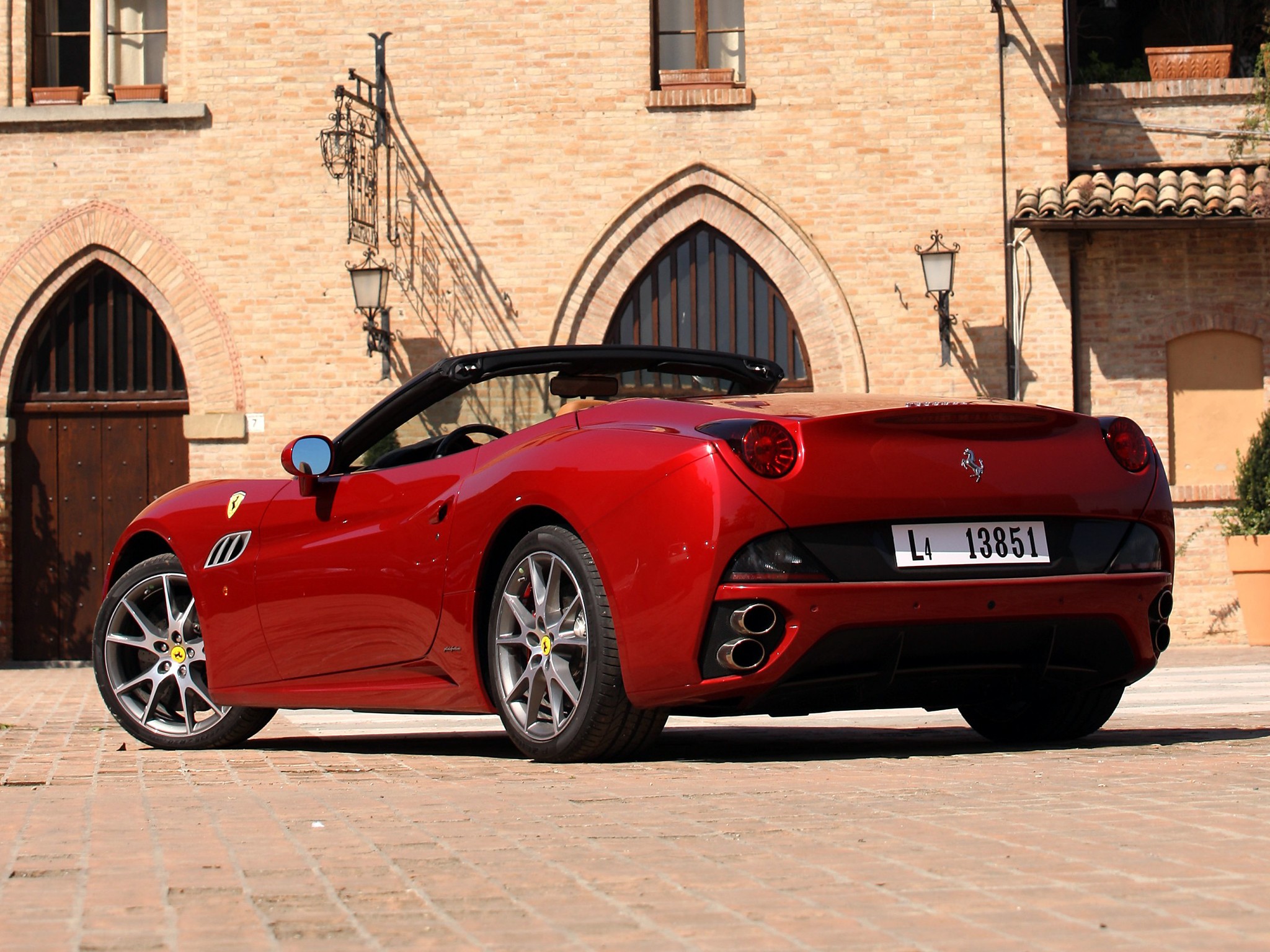 Ferrari F149 California photo 24