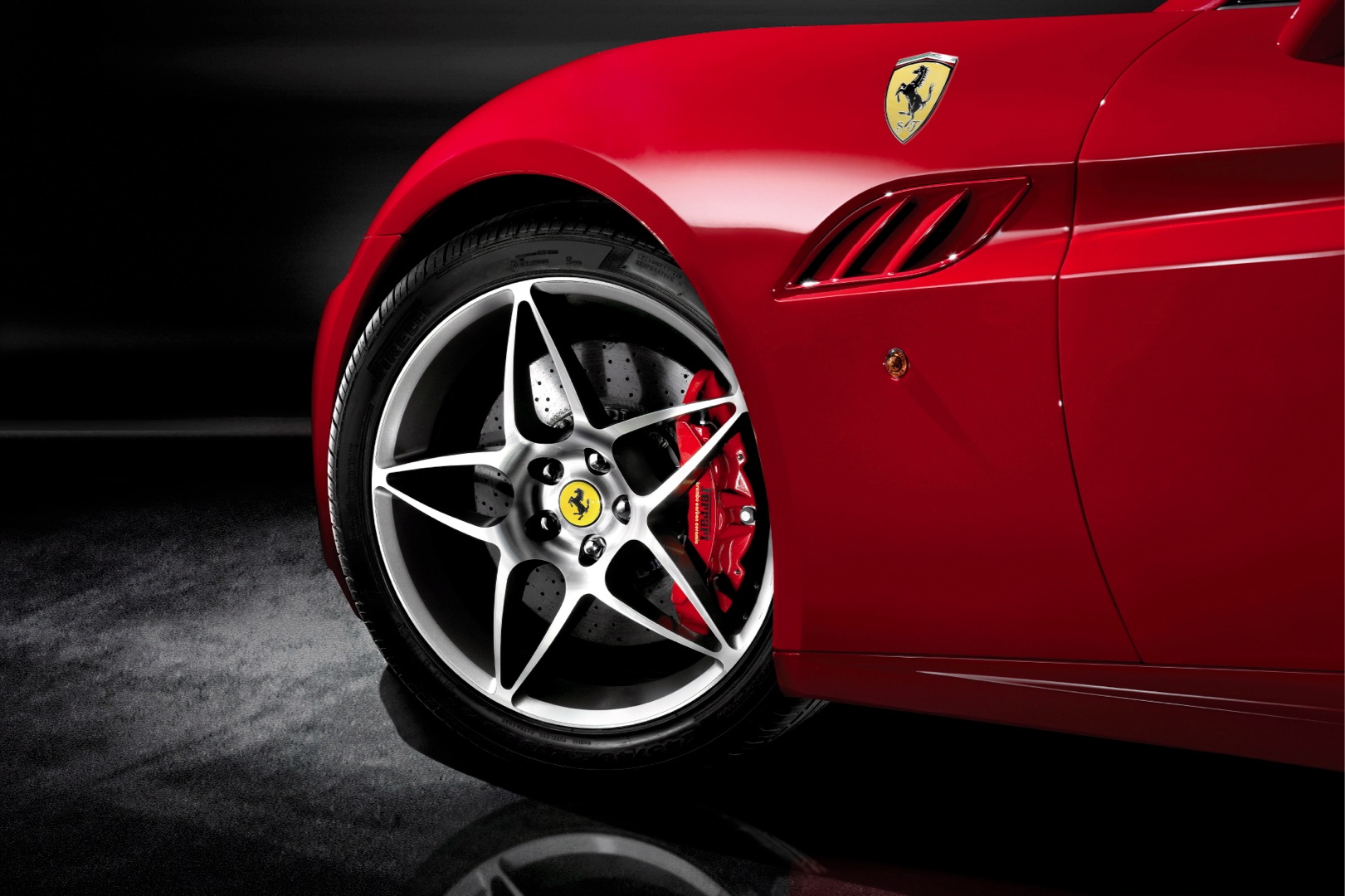 Ferrari F149 California photo 4