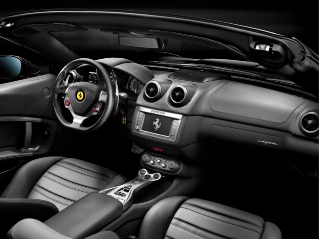 Ferrari F149 California photo 39
