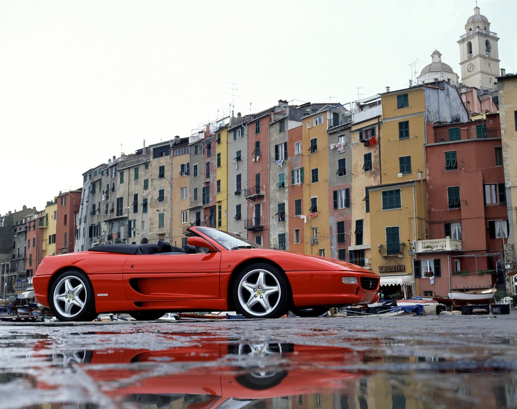 Ferrari F355 Spider photo 19
