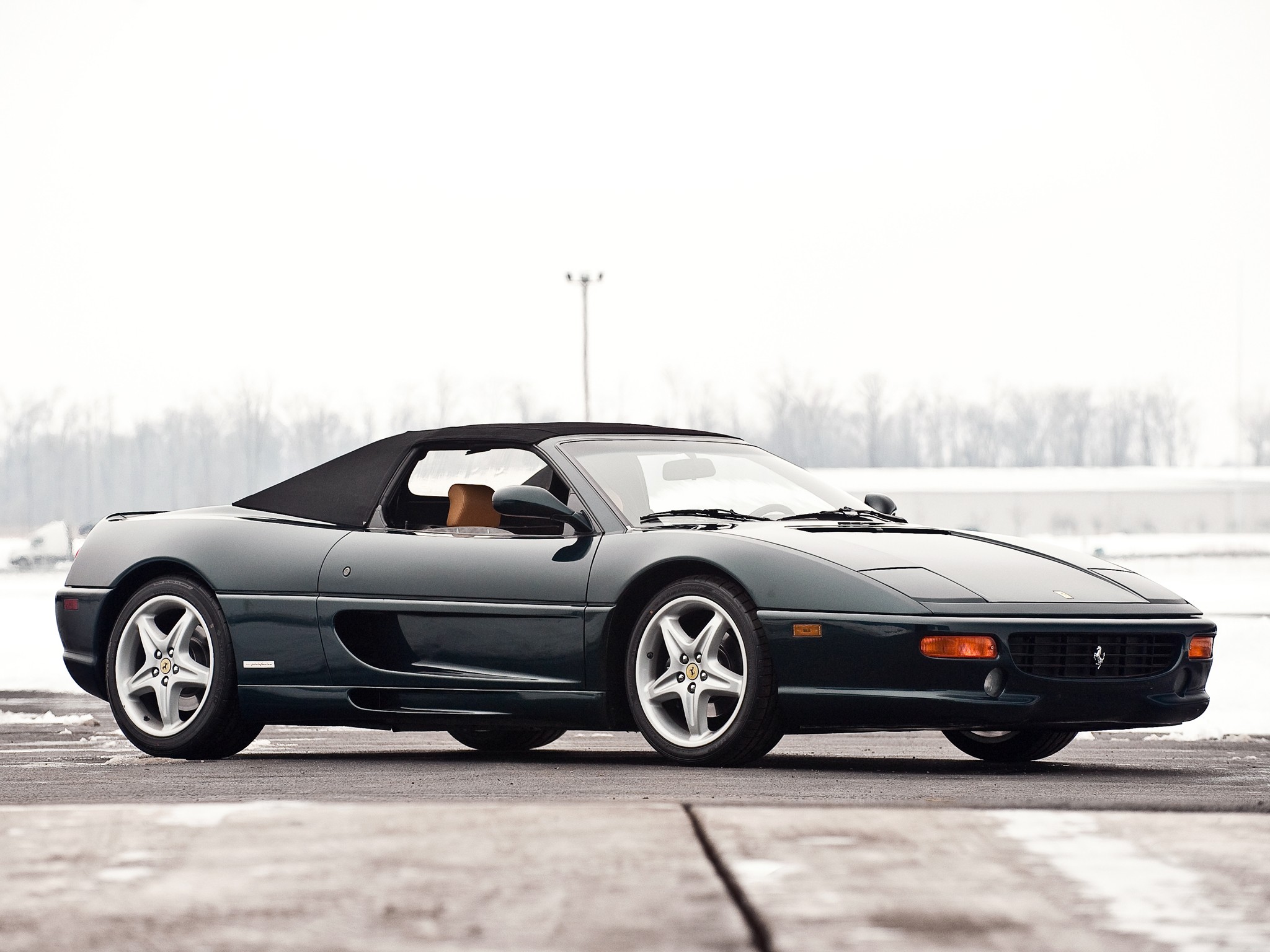Ferrari F355 Spider photo 24