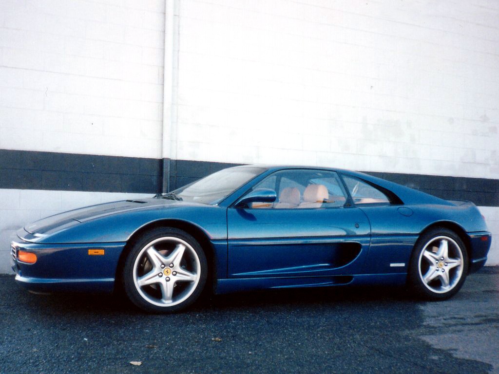 Ferrari F355 photo 6