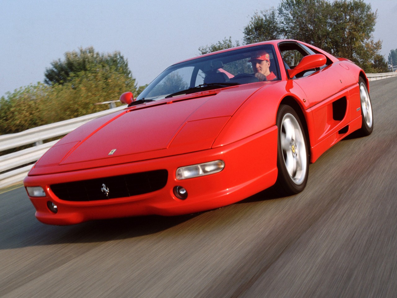 Ferrari F355 photo 18