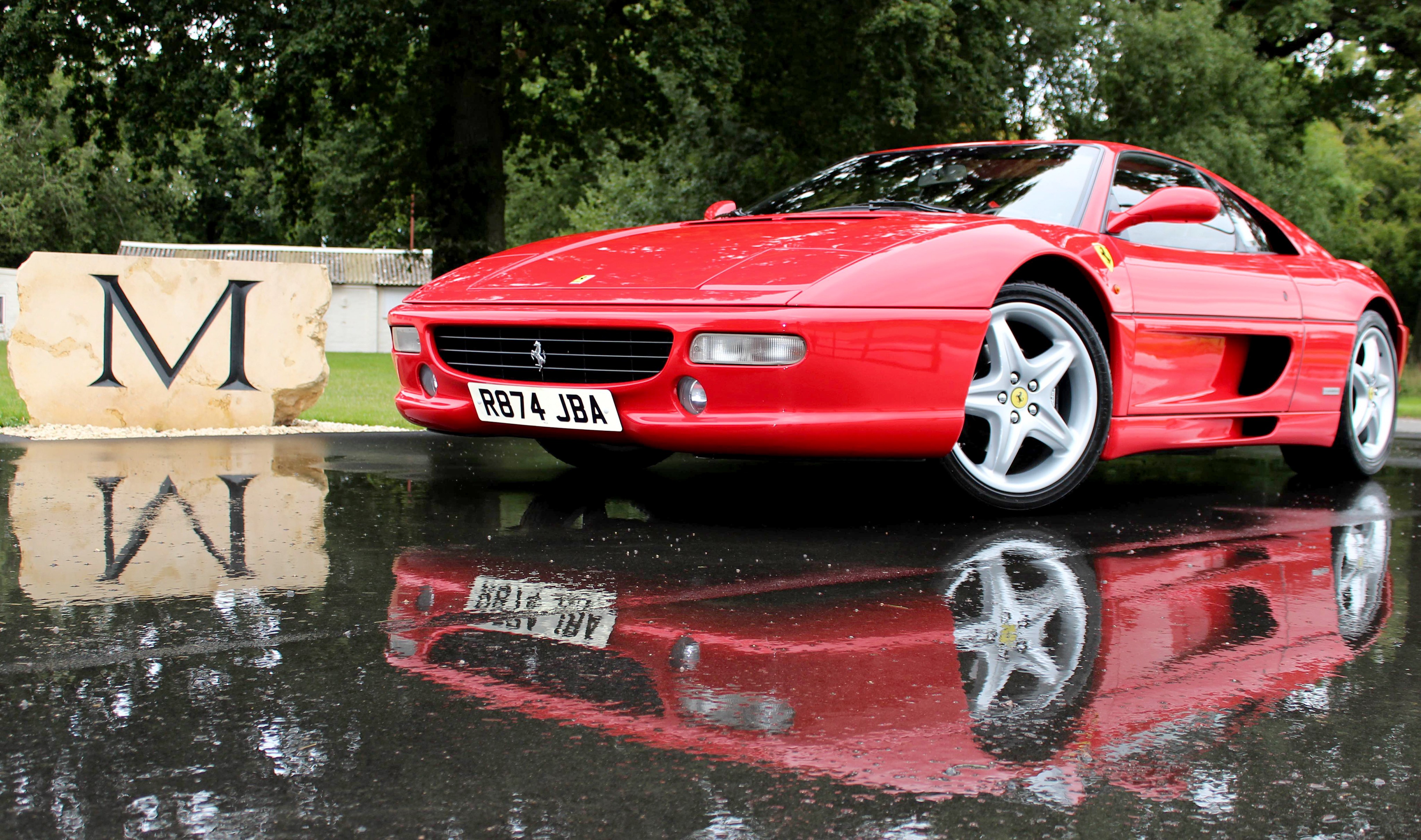 Ferrari F355 photo 29