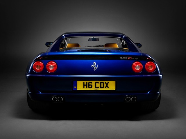 Ferrari F355 foto 15