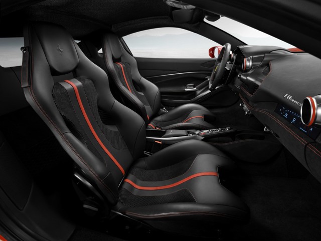 Ferrari F8 Foto 30