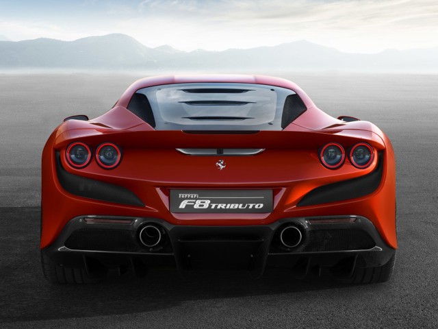 Ferrari F8 Foto 1