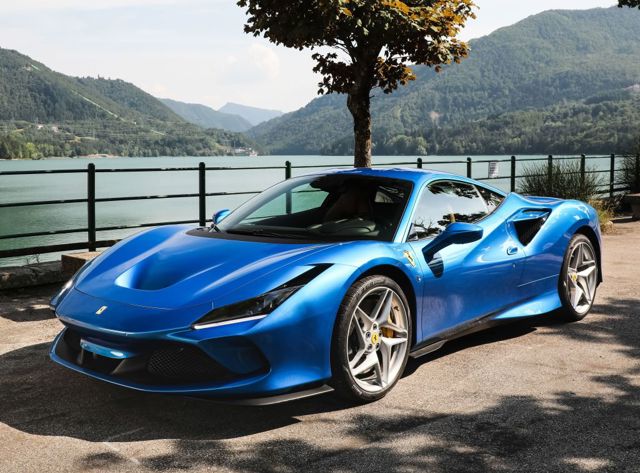 Ferrari F8 Foto 25