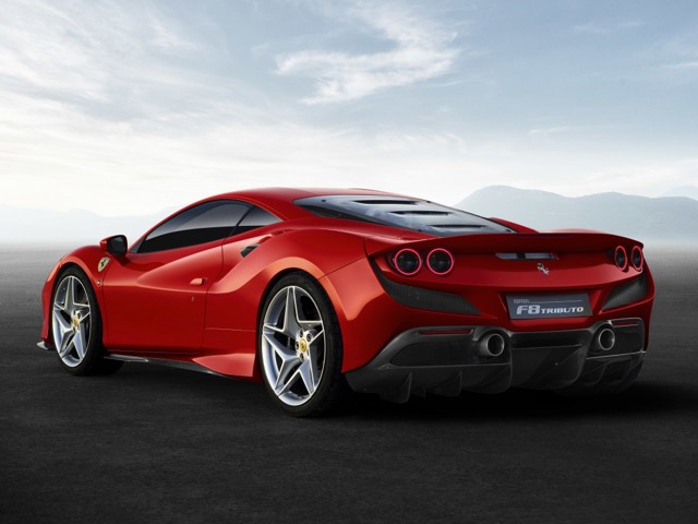 Ferrari F8 Foto 3