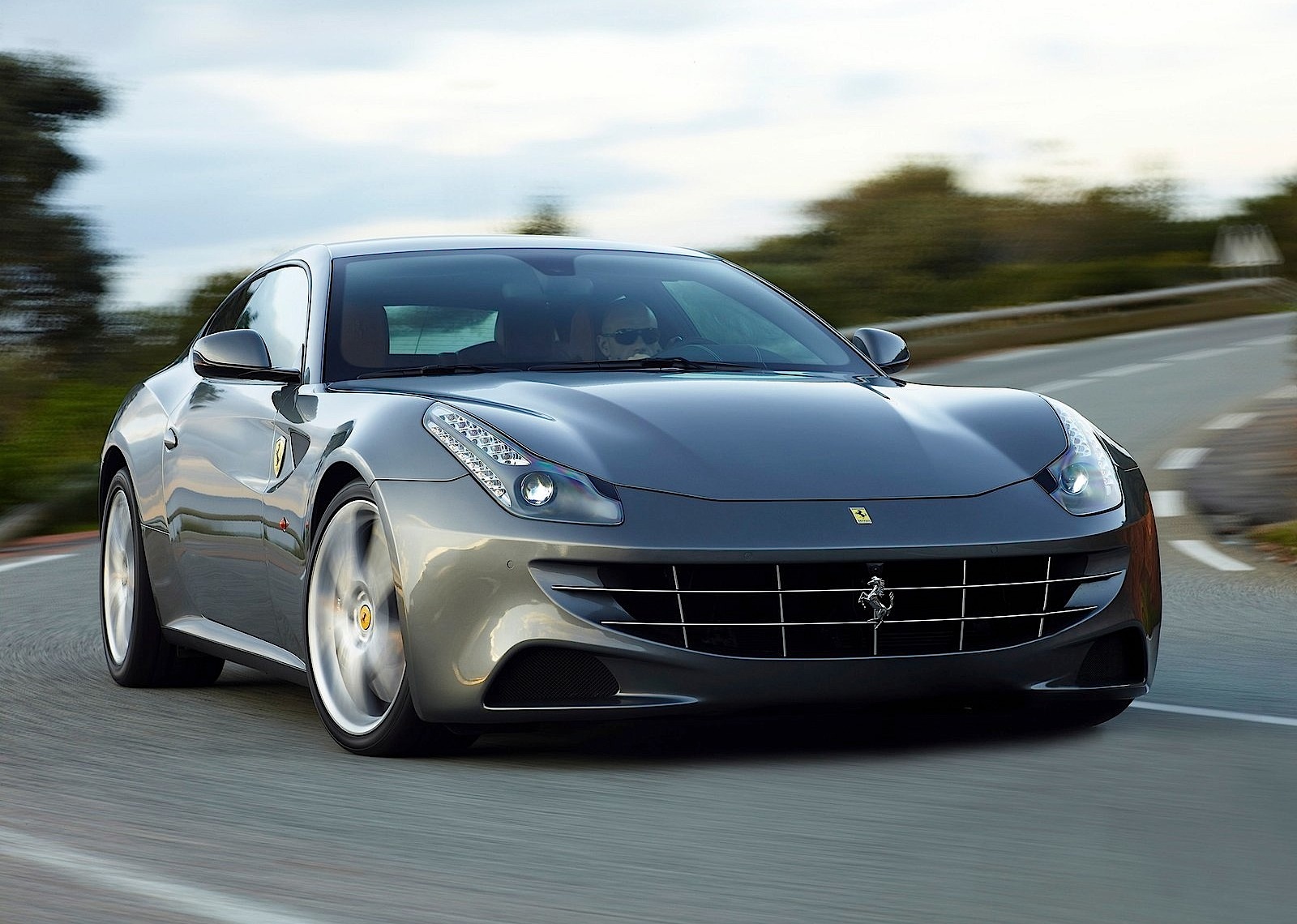 Ferrari Ff photo 30
