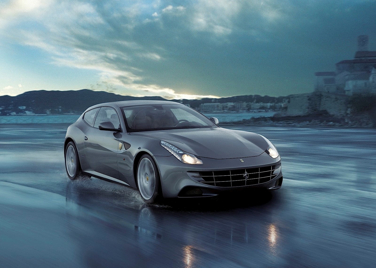 Ferrari Ff photo 37
