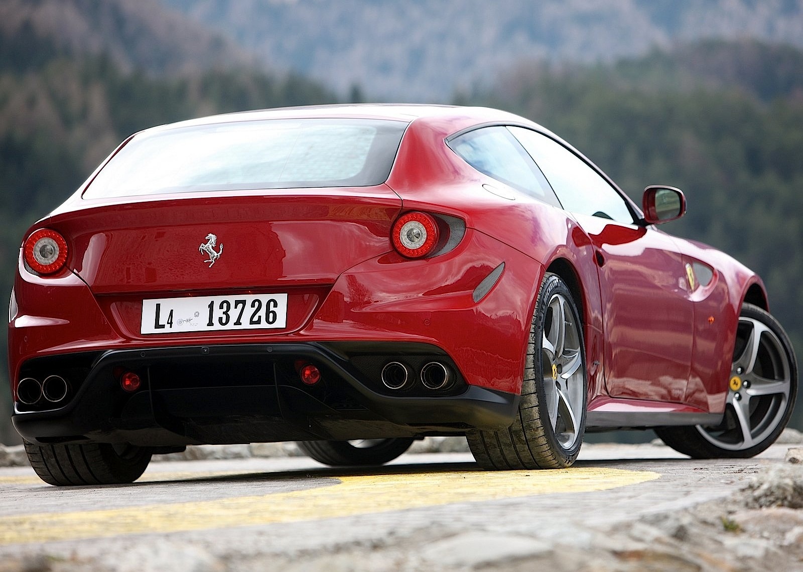 Ferrari Ff photo 71