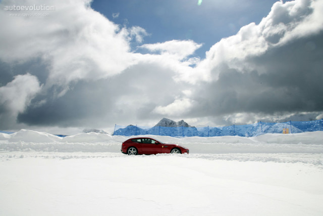 Ferrari Ff photo 14