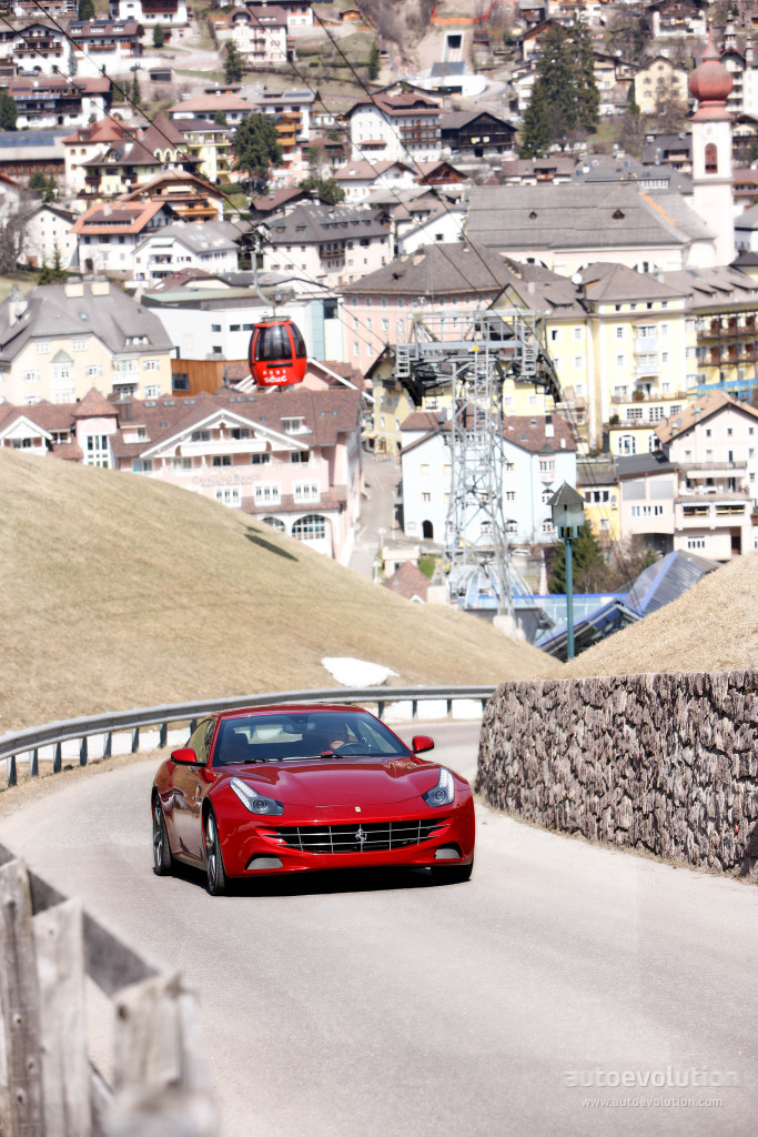 Ferrari Ff photo 24
